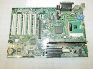 Dell 097UJY Motherboard WITH PENTIUM III CPU + 256 MB RAM