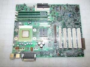Intel A49507-903, 4000725 Motherboard WITH 1.7GHz PENTIUM 4 AND 256MB RAM