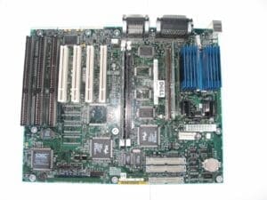 DELL 98211 MOTHERBOARD WITH SY022 PENTIUM +32MB RAM