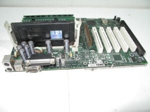 DELL 722396-100 REV. A00 MOTHERBOARD WITH PENTIUM III + RAM