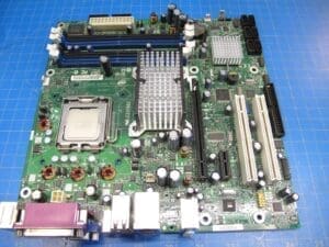 INTEL DQ965GF LGA775 MOTHERBOARD D41676-602 WITH 2.13GHz CORE 2 DUO CPU