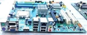 LENOVO 64Y3053 MOTHERBOARD + 2.66 GHz INTEL CORE 2 SLAPB CPU