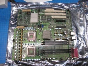 0HD812 Dell System Board for PowerEdge SC1430 +