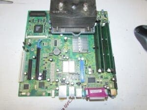 IBM 6218 IntelliStation M Pro Motherboard FRU:42C1454 WITH CPU AND 2GB RAM