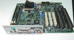 IBM 10L6653 MOTHERBOARD with CPU, HEAT SINK AND FAN, +32MB RAM