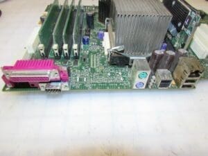Dell Dimension 8100 Motherboard 09D307 With CPU + Heatsink, + 1GB RAM