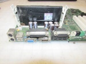 Dell 713801-212 Slot 1 ATX Motherboard WITH PENTIUM II