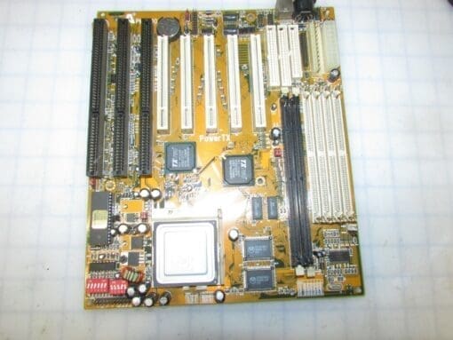 Amptron International Pm-9600 Powertx Motherboard With Amd-K6-2 Cpu