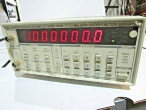 Stanford Research Systems DS335 3.1 MHz Synthesized Function Generator